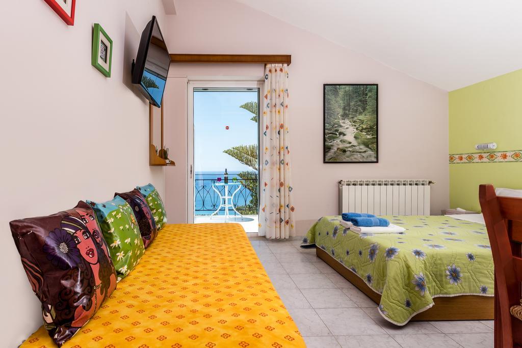 Aeolos Studios Kefalonia Khelmáta Exterior foto